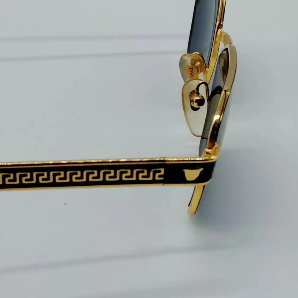 Authentic Gianni Versace Sunglasses  S59 Men's Gold with case